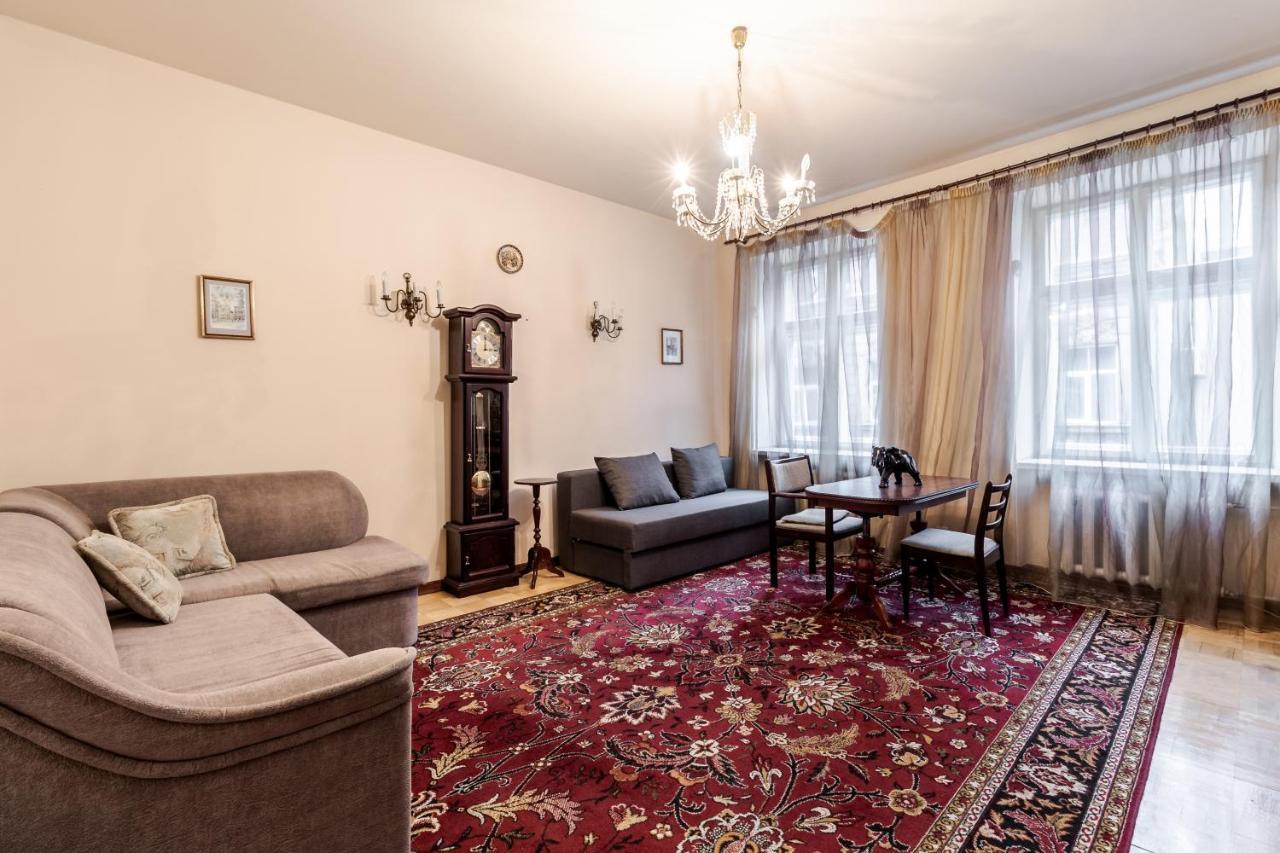 Doroshenka Antique Apartment Lviv Exterior photo